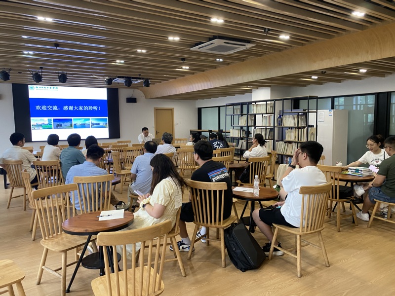 智汇从游咖啡吧： 机械工程学院...